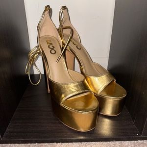 Egogold heels